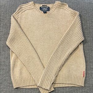 Abercrombie & Fitch Men's Beige V-Neck Sweater